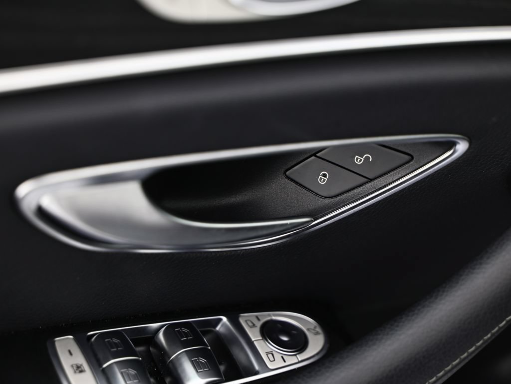 Used 2023 Mercedes-Benz E 450 4MATIC Sedan image 21