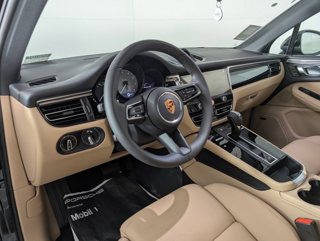 New 2026 Porsche Macan S image 4