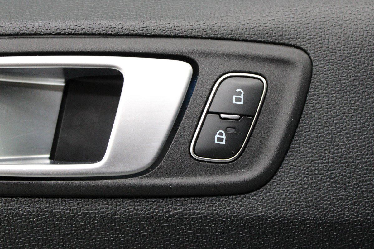 Used 2021 Ford EcoSport Titanium FWD image 17