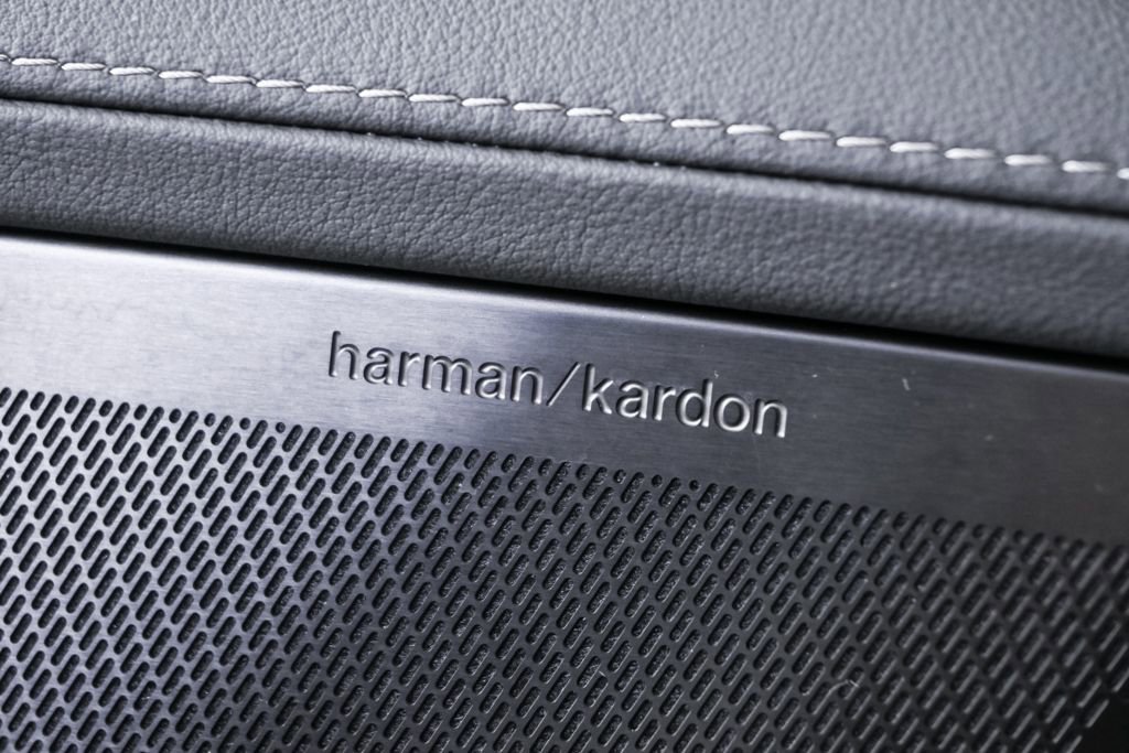 New 2026 Volvo XC90 T8 Plus w/ Protection Package image 7