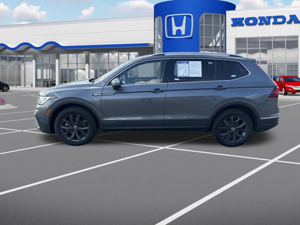 Used 2024 Volkswagen Tiguan SE image 5