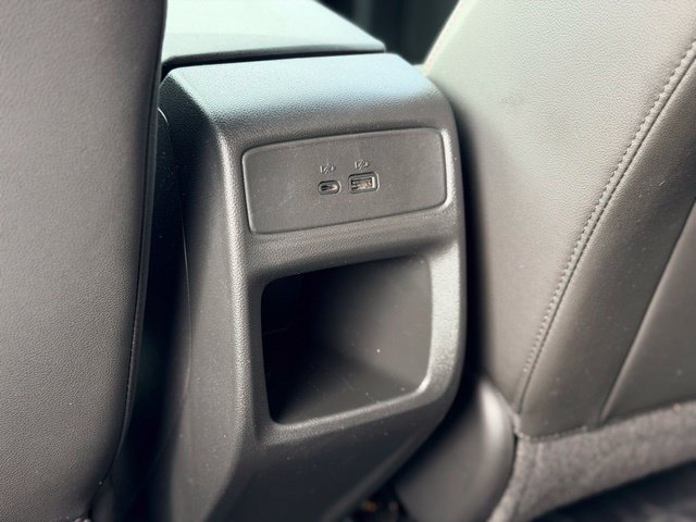 Used 2025 Chevrolet Trax RS w/ Driver Confidence Package FWD image 23