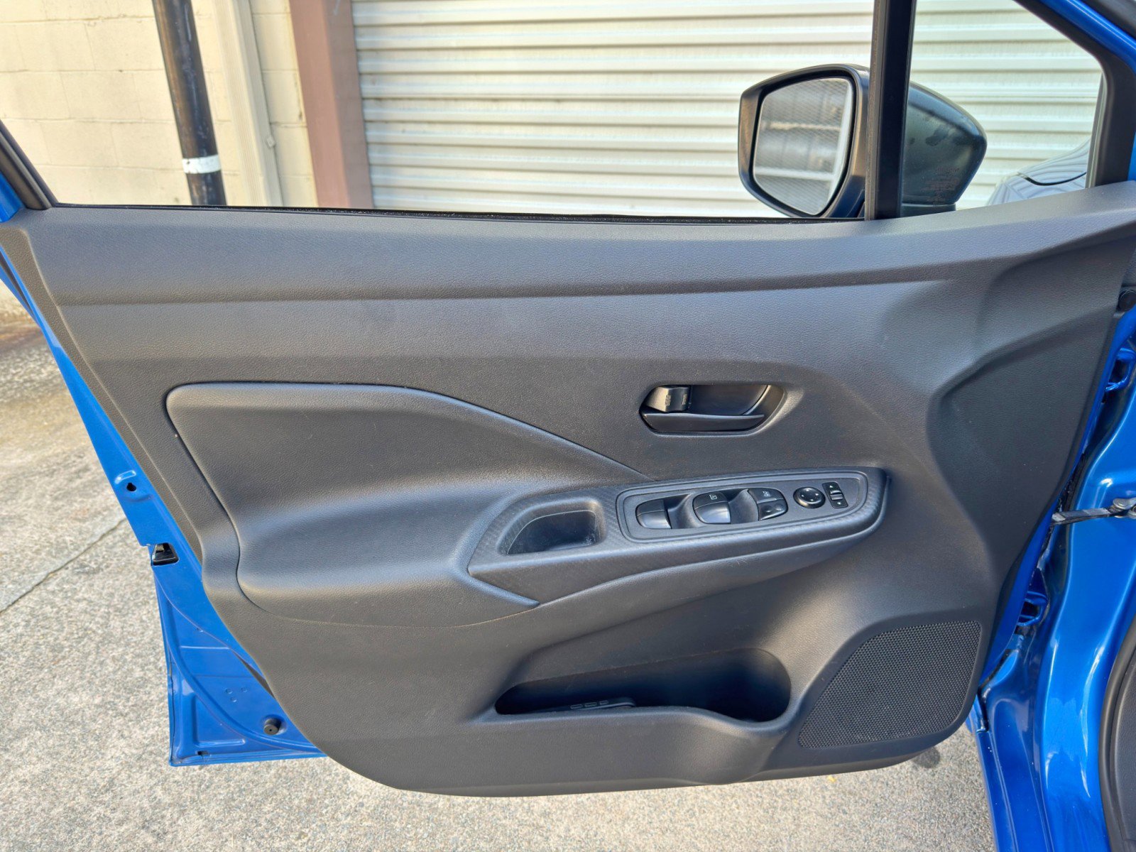 Used 2020 Nissan Versa S FWD image 36