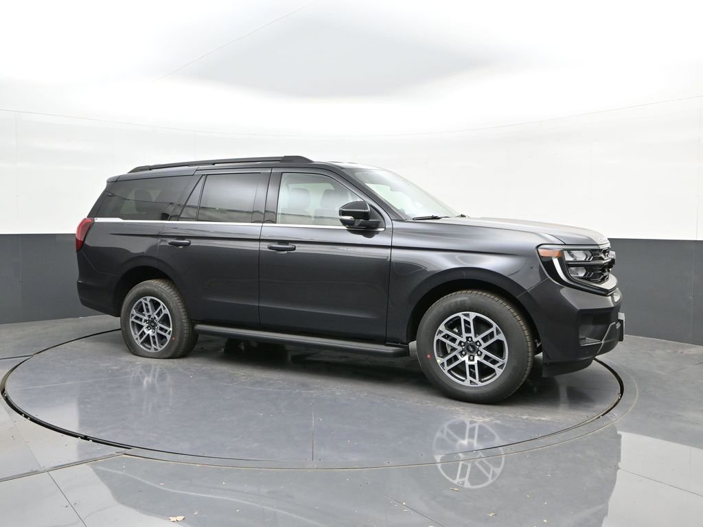 New 2026 Ford Expedition Active image 17