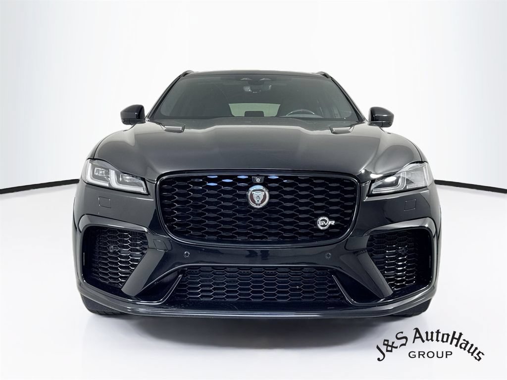 Used 2022 Jaguar F-PACE SVR AWD/4WD image 2