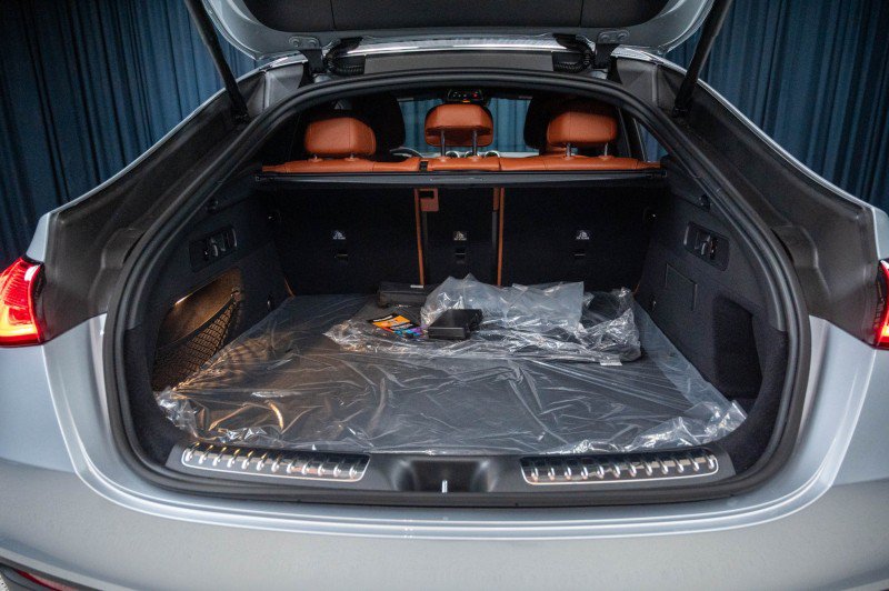 New 2027 Mercedes-Benz GLC 300 4MATIC image 32