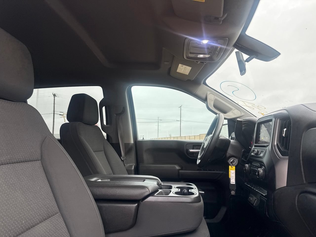 Used 2022 Chevrolet Silverado 1500 Custom AWD/4WD image 27