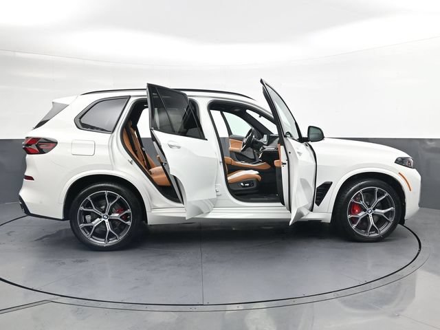 New 2026 BMW X5 xDrive40i w/ M Sport Package AWD/4WD image 37