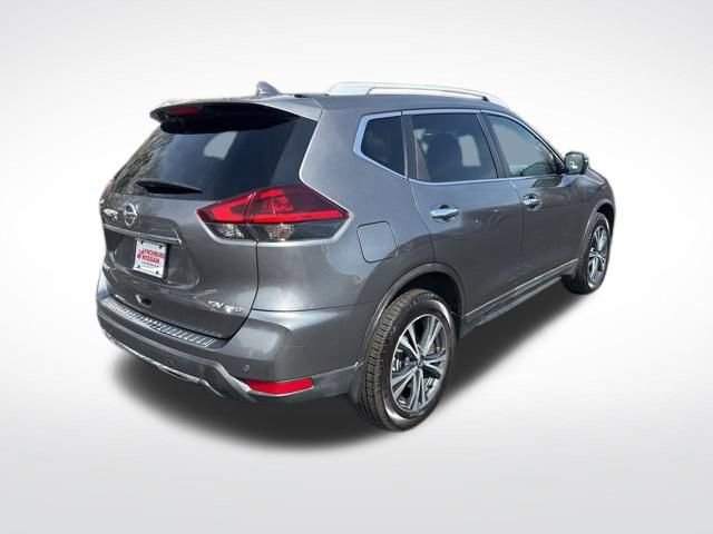 Used 2019 Nissan Rogue SV w/ Premium Package image 5