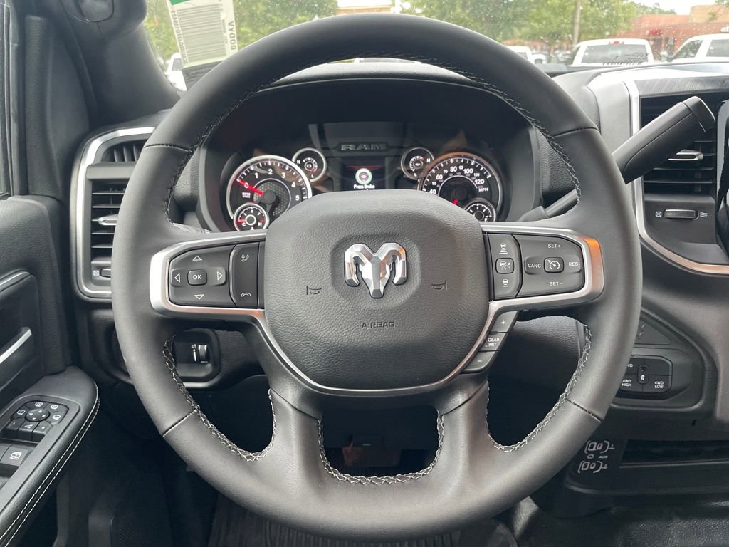 New 2026 RAM 2500 Big Horn AWD/4WD image 12