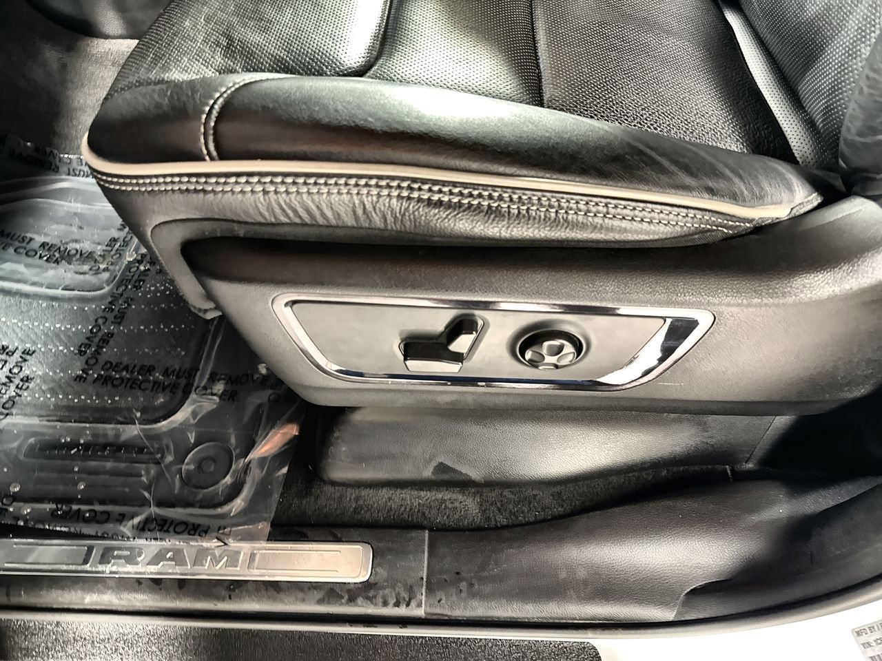 Used 2022 RAM 1500 Limited image 18