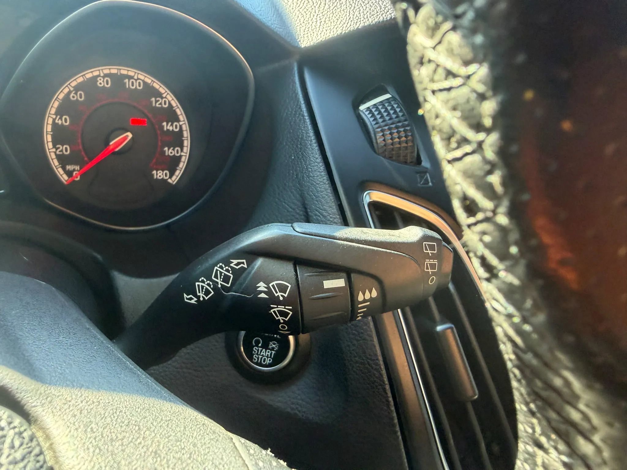 Used 2018 Ford Focus ST w/ Equipment Group 401A FWD image 16