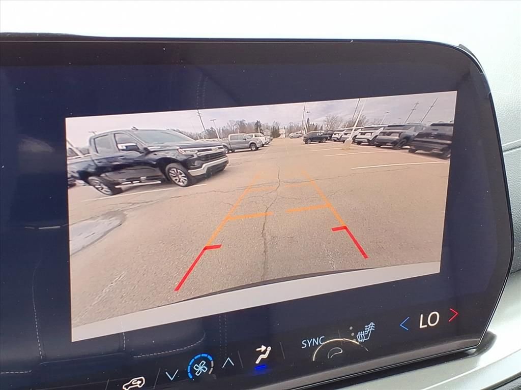 New 2026 Chevrolet Traverse LT w/ Midnight/Sport Edition image 17