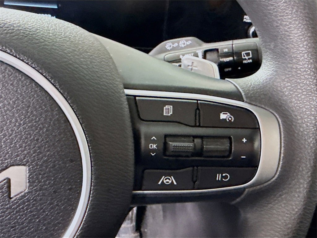 Used 2023 Kia Sportage LX image 21