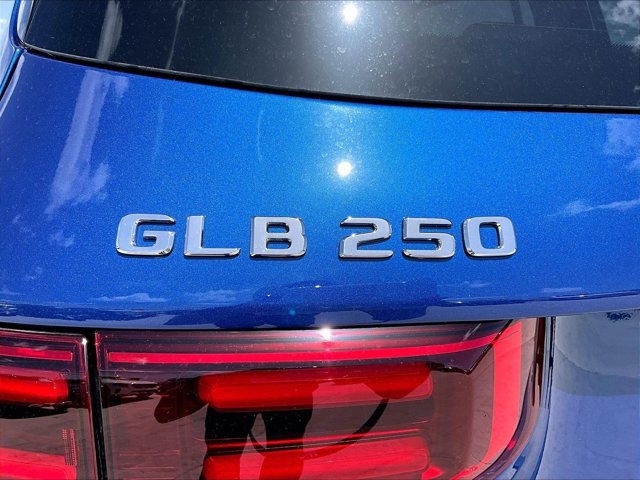 New 2026 Mercedes-Benz GLB 250 image 28