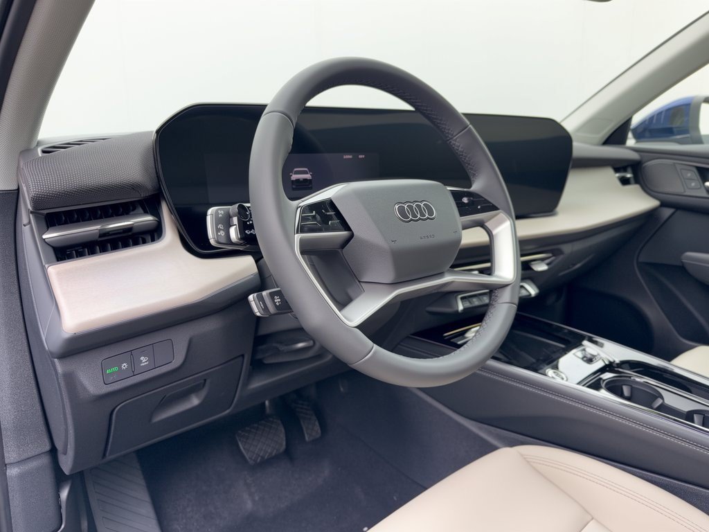 New 2026 Audi Q3 quattro 2.0T AWD/4WD image 4