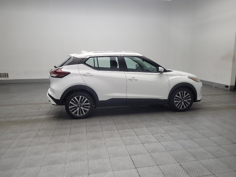 Used 2021 Nissan Kicks SV image 10