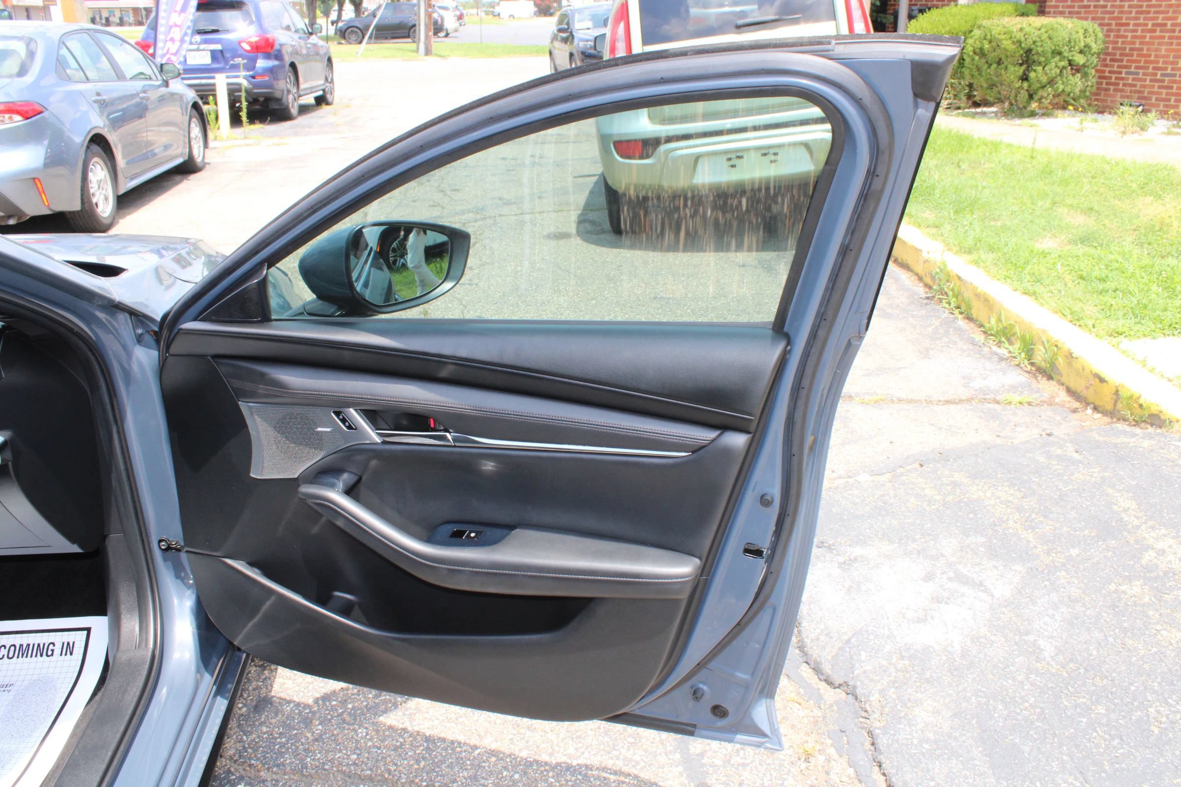 Used 2021 MAZDA MAZDA3 s AWD/4WD image 24