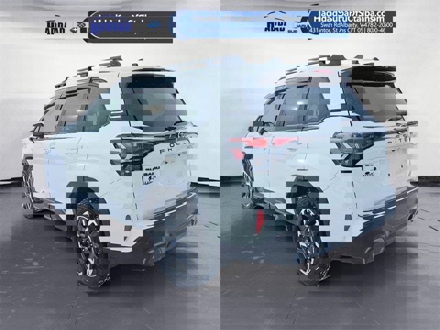 Certified 2025 Subaru Forester Limited image 3