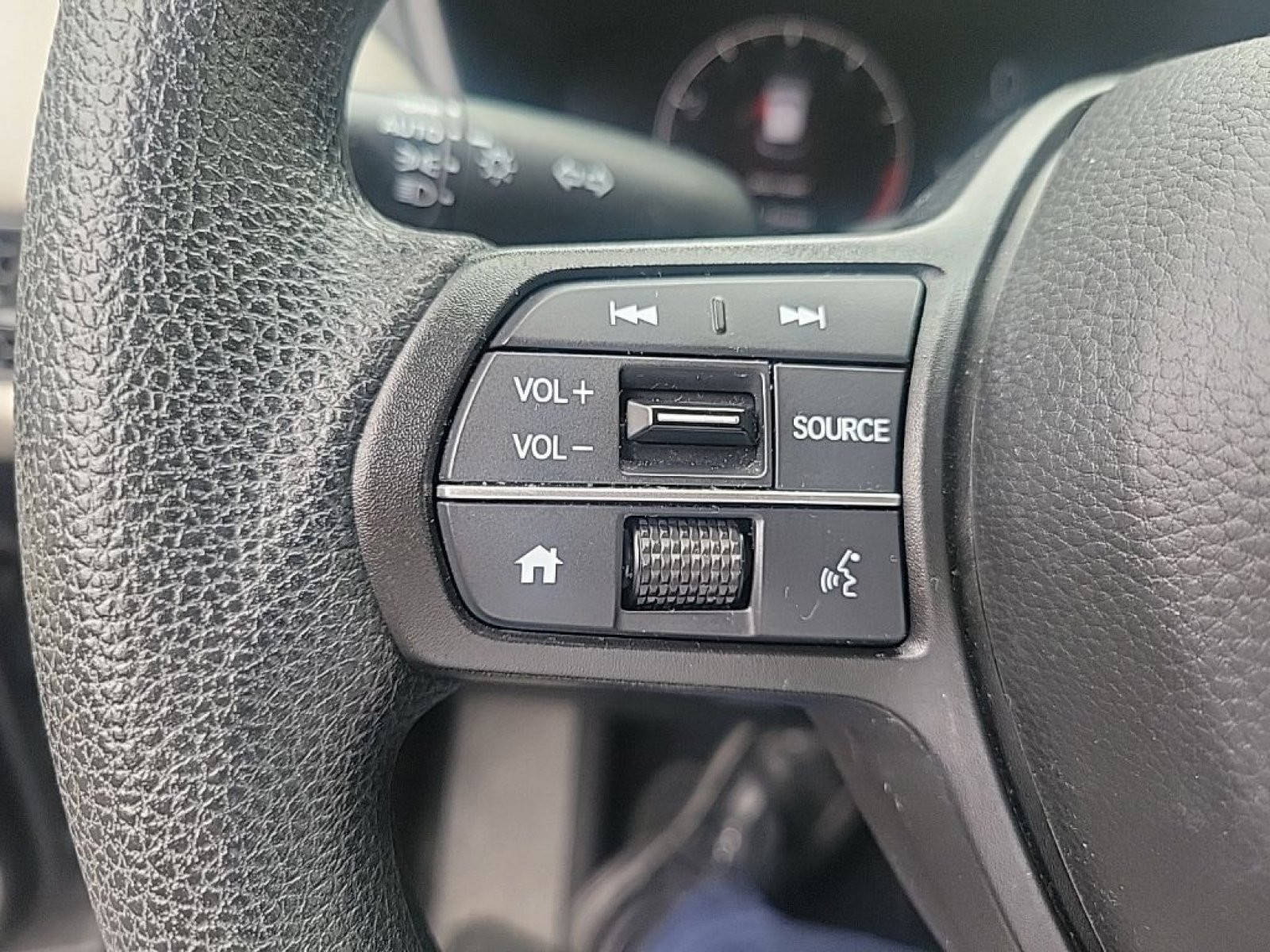 Used 2024 Honda HR-V LX image 16