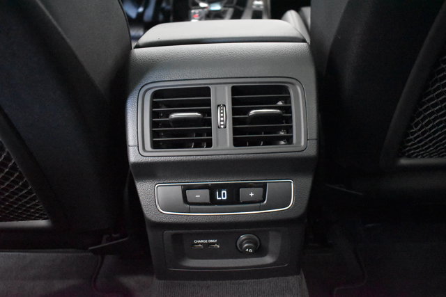 Used 2025 Audi Q5 2.0T Premium Plus w/ Premium Plus Package AWD/4WD image 26