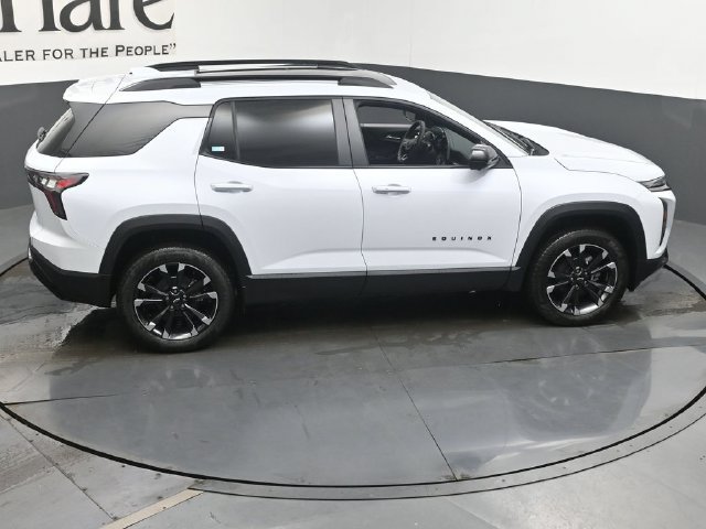 New 2027 Chevrolet Equinox RS w/ Safety and Technology Package FWD image 17
