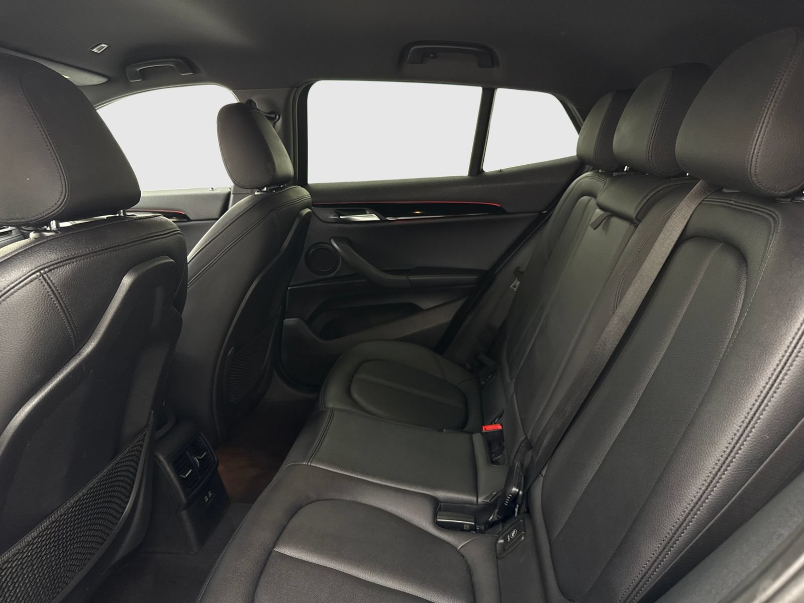 Used 2018 BMW X2 sDrive28i w/ Convenience Package FWD image 37