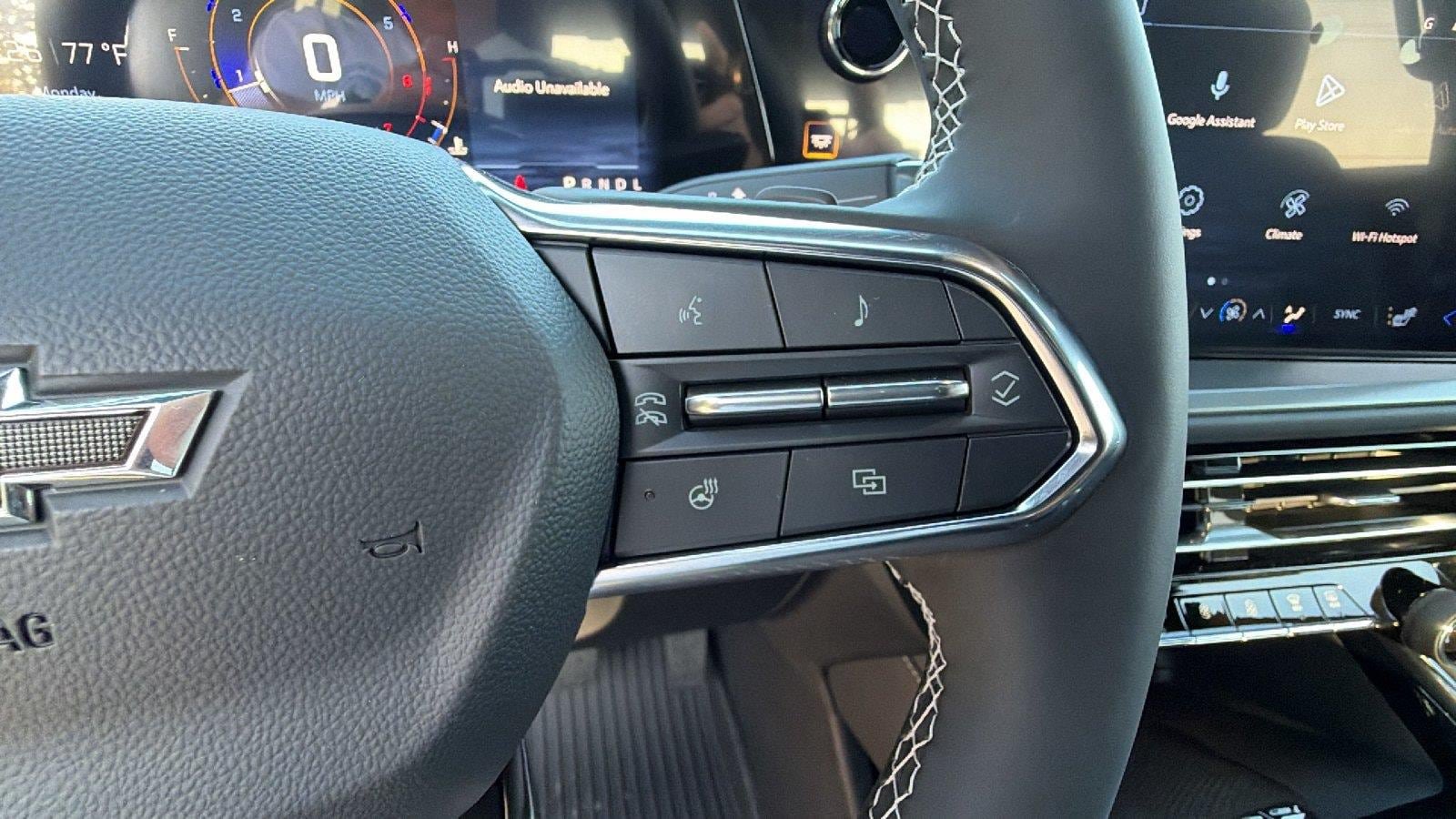 New 2027 Chevrolet Traverse LT w/ Midnight/Sport Edition FWD image 24