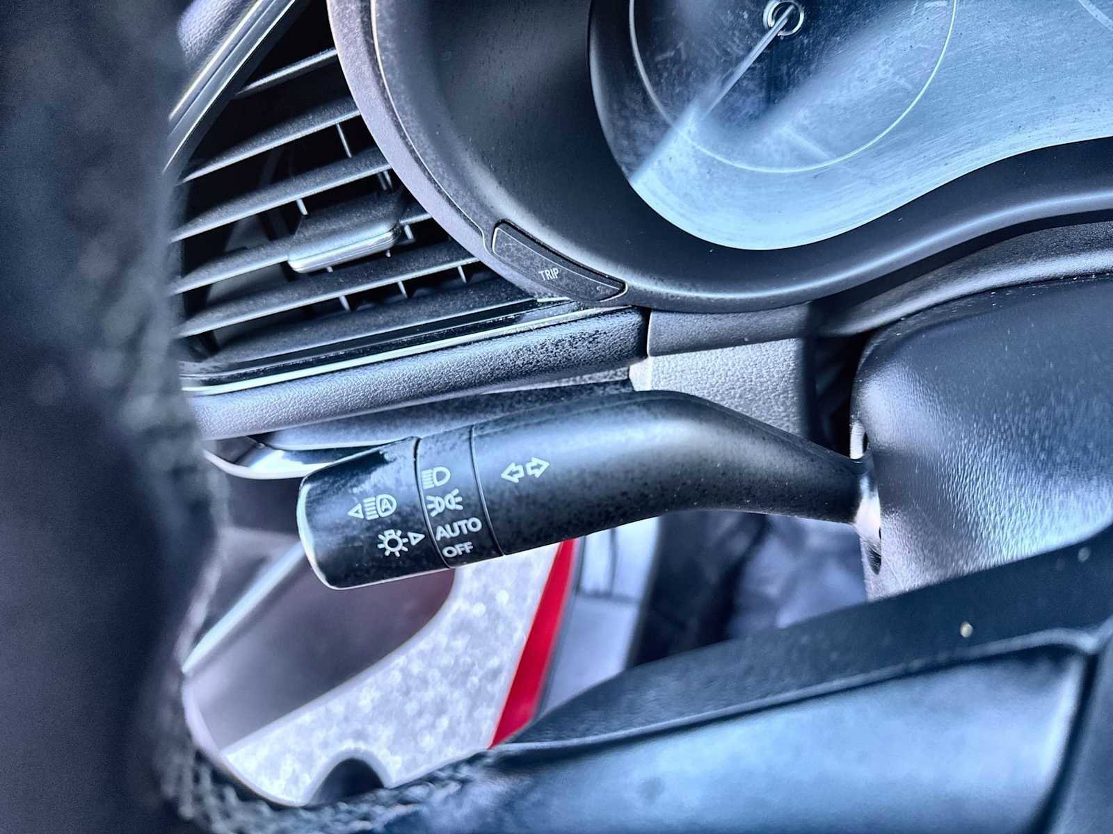 Used 2022 MAZDA MAZDA3 s image 26