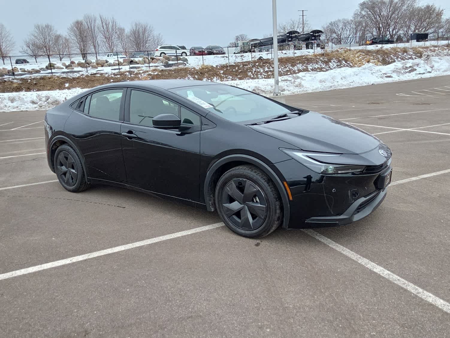 Used 2024 Toyota Prius LE video 2