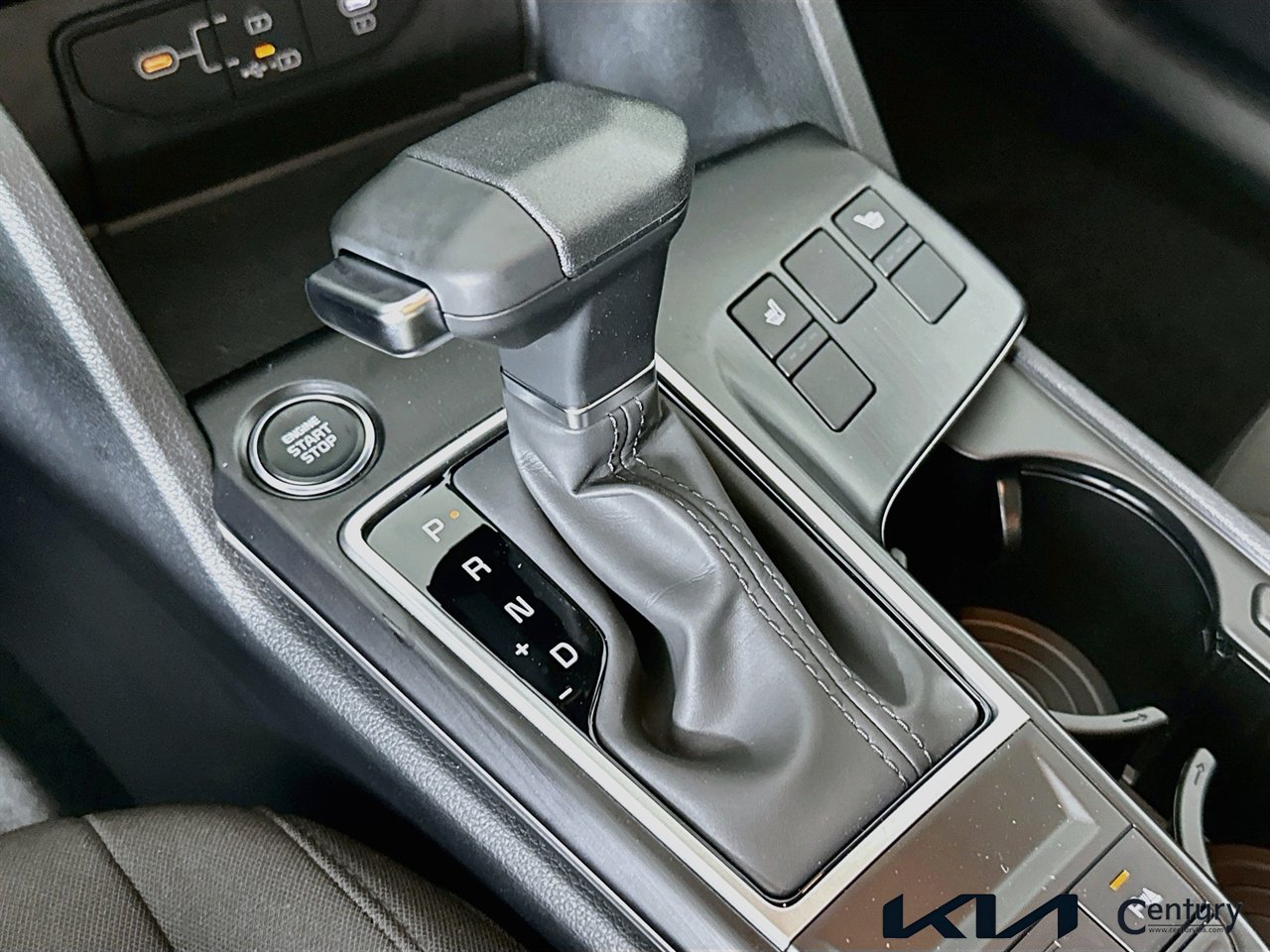 New 2026 Kia Sportage LX w/ LX Convenience Package FWD image 11