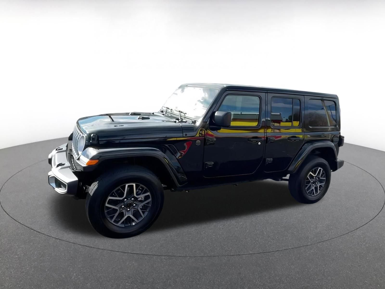 Used 2025 Jeep Wrangler Sahara image 8