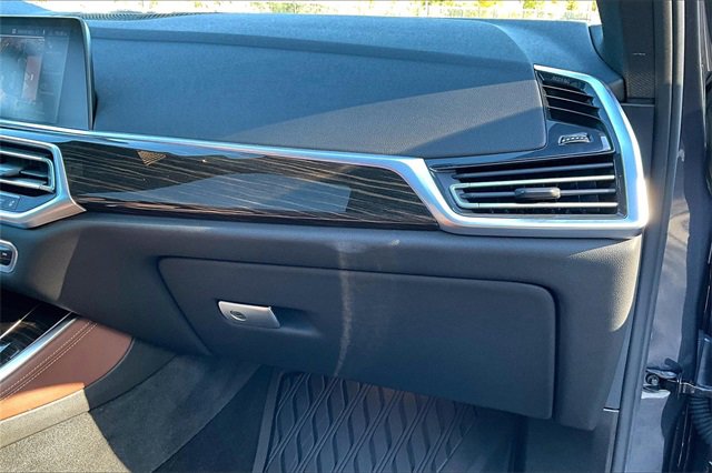 Used 2019 BMW X5 xDrive40i w/ Executive Package image 26