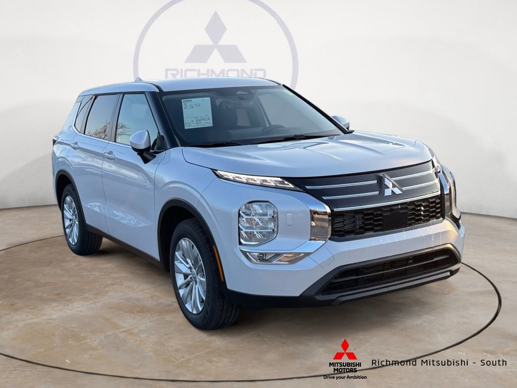 New 2026 Mitsubishi Outlander ES AWD/4WD image 1