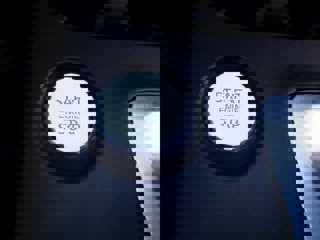 Certified 2025 INFINITI QX50 Luxe image 27