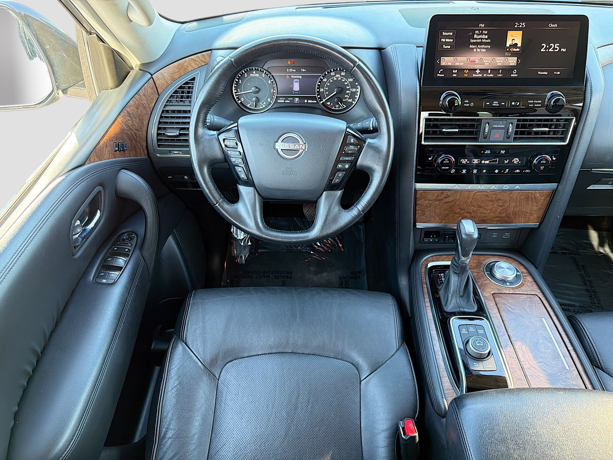 Used 2023 Nissan Armada SL w/ Captain's Chairs Package image 16