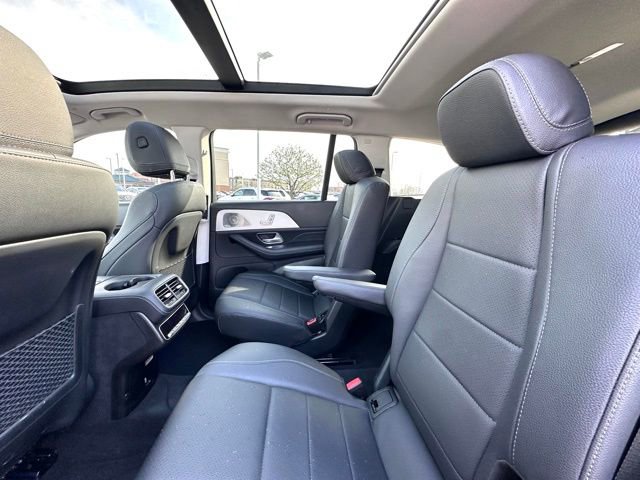 Used 2024 Mercedes-Benz GLS 450 4MATIC image 24