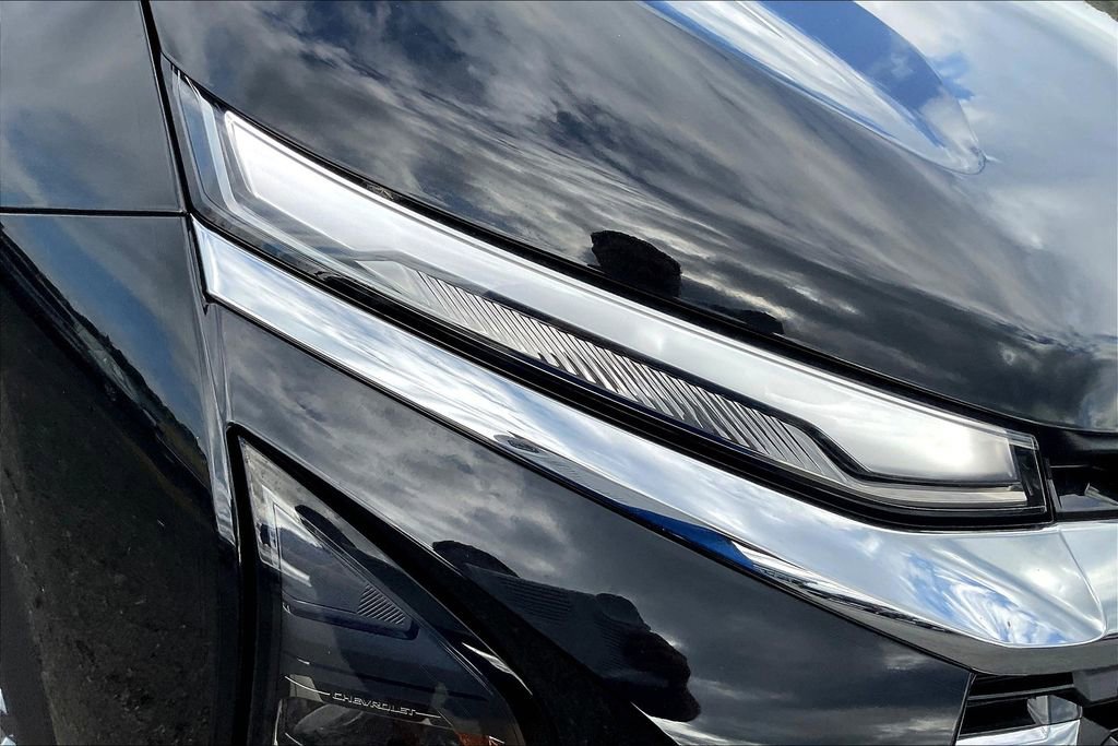 New 2026 Chevrolet Equinox LT w/ LPO, Floor Liner Package FWD image 15