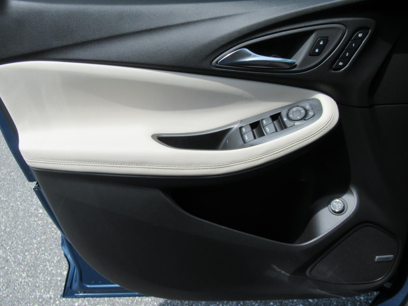 New 2026 Buick Encore GX Avenir w/ Avenir Technology Package FWD image 21