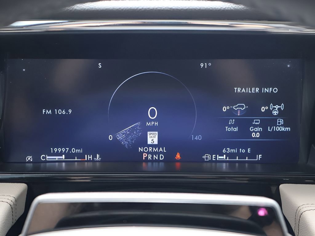 Used 2024 Lincoln Navigator Premiere image 31