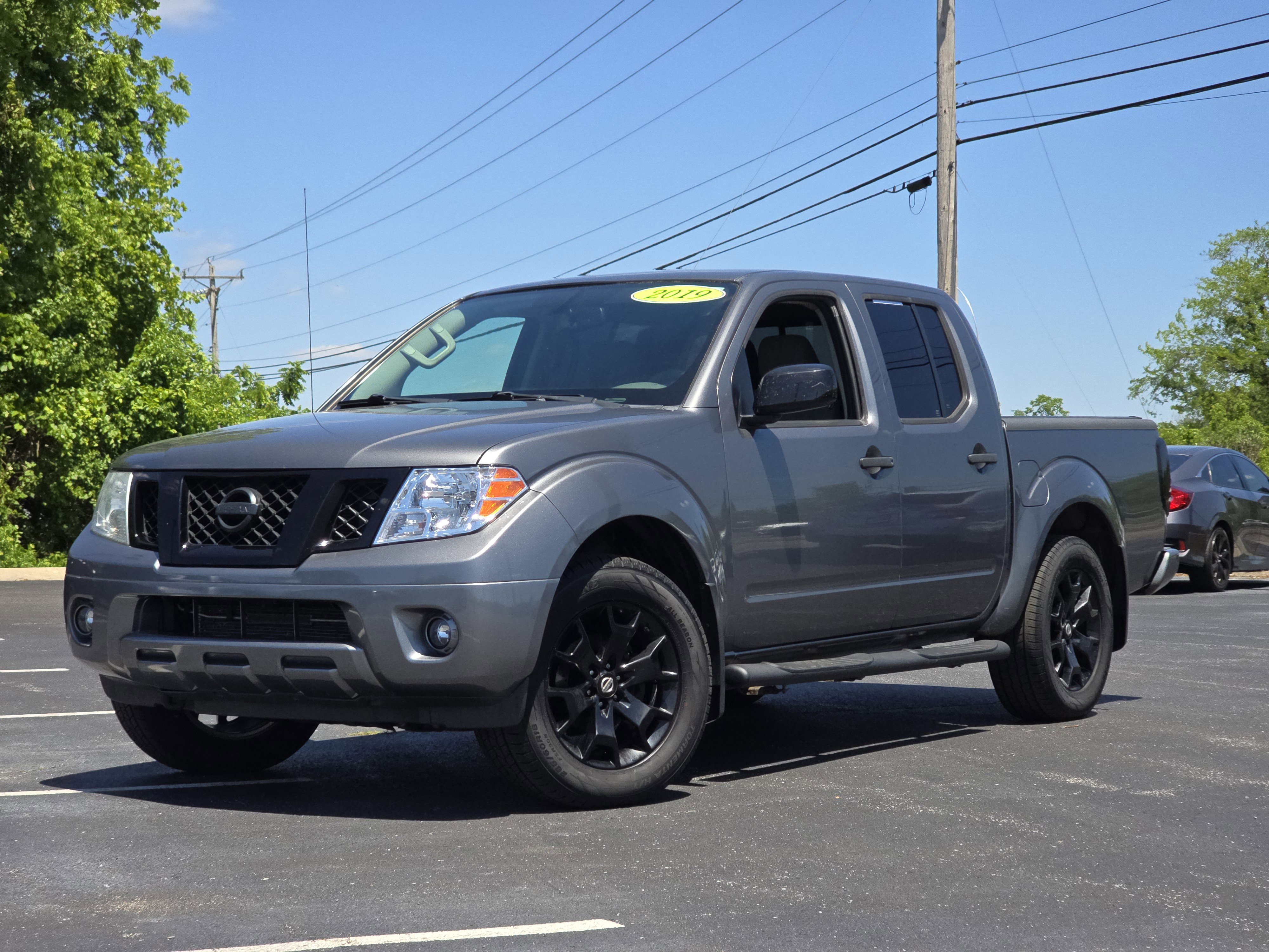 Used 2019 Nissan Frontier SV w/ Value Truck Package AWD/4WD image 2