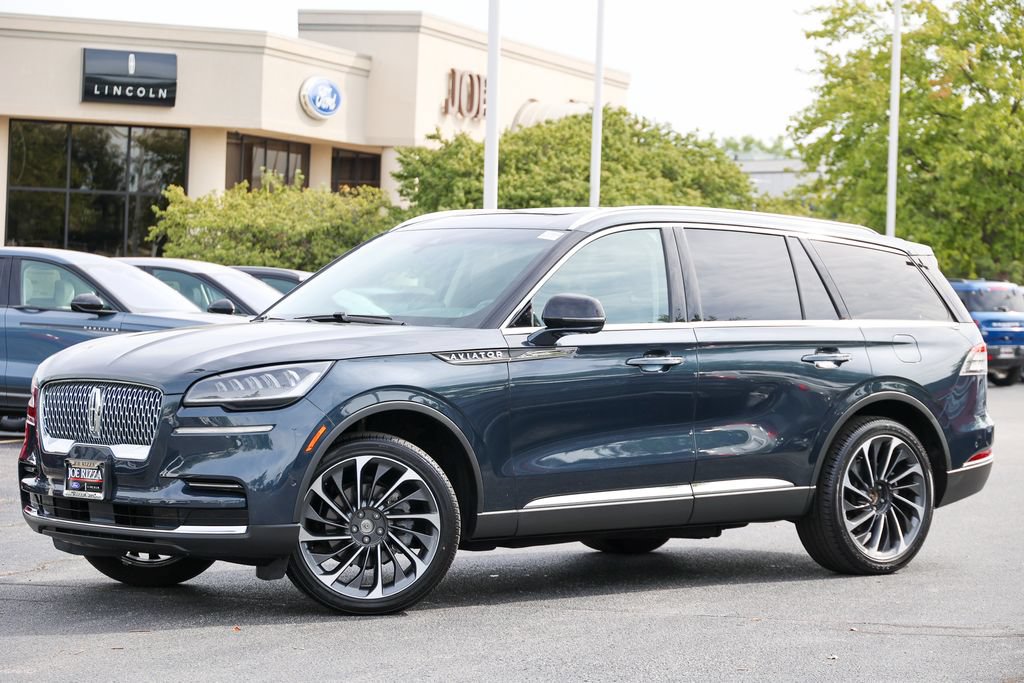 Certified 2024 Lincoln Aviator Reserve w/ Equipment Group 201A AWD/4WD image 23