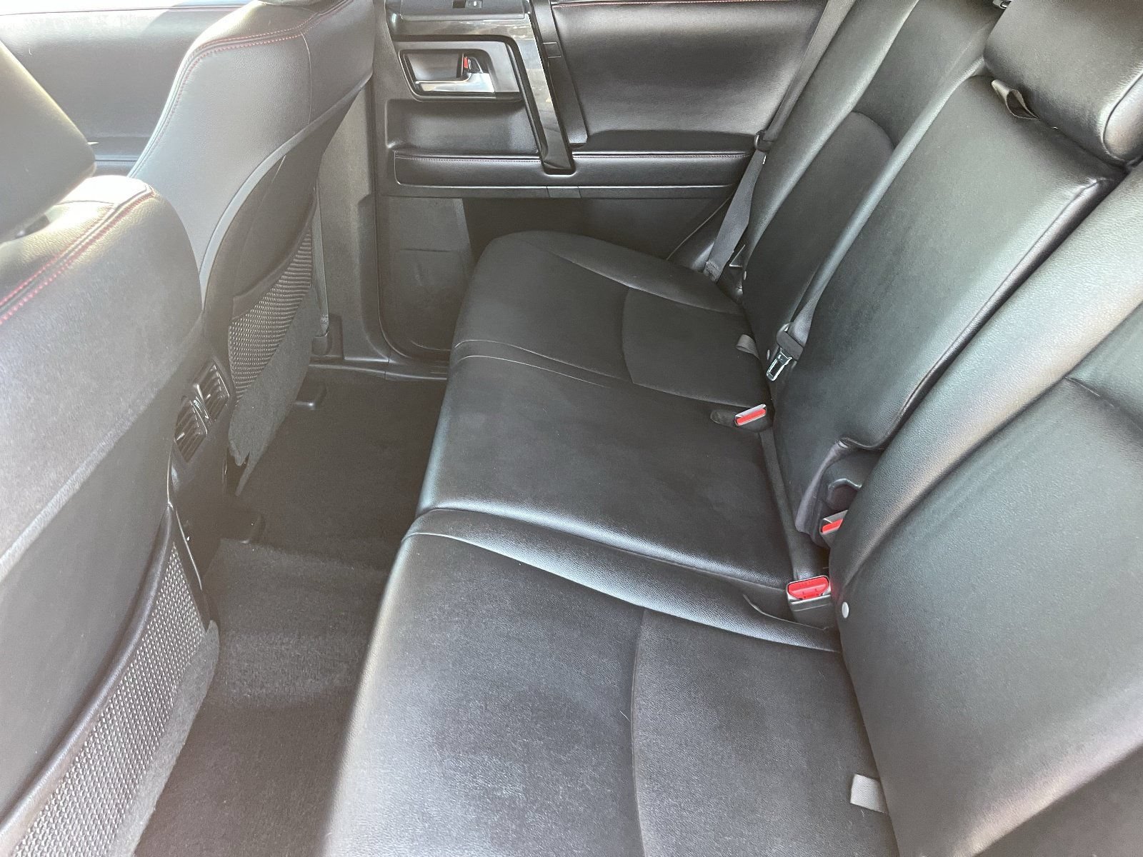 Used 2017 Toyota 4Runner TRD Off-Road Premium AWD/4WD image 19