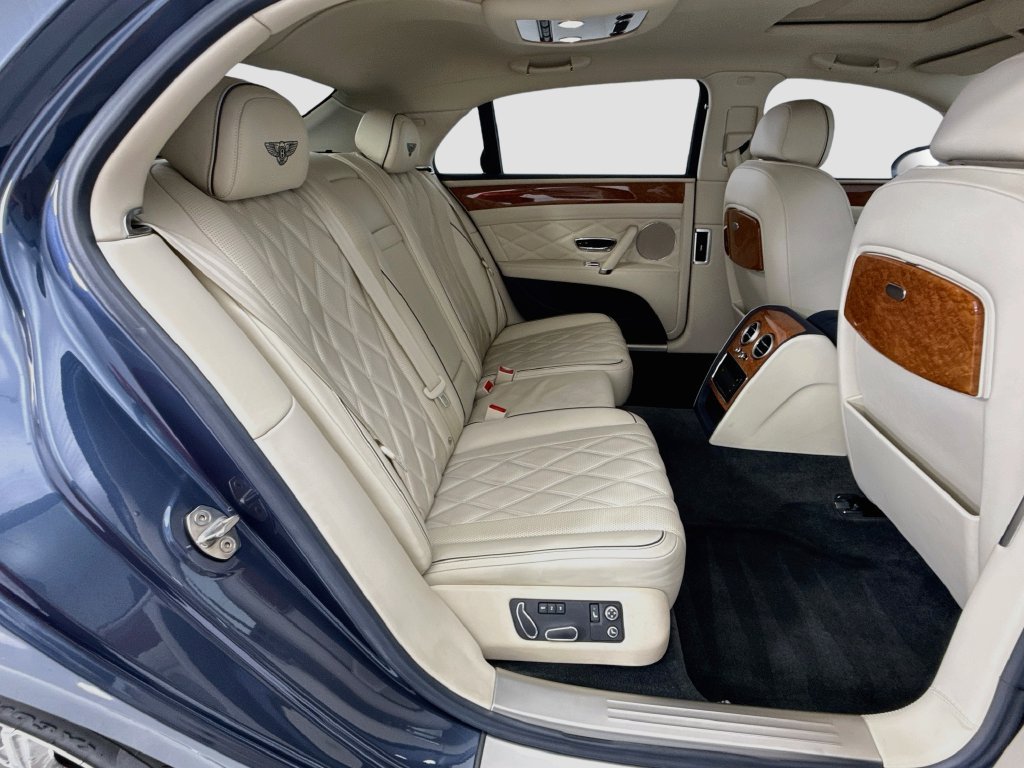 Used 2016 Bentley Flying Spur V8 AWD/4WD image 21