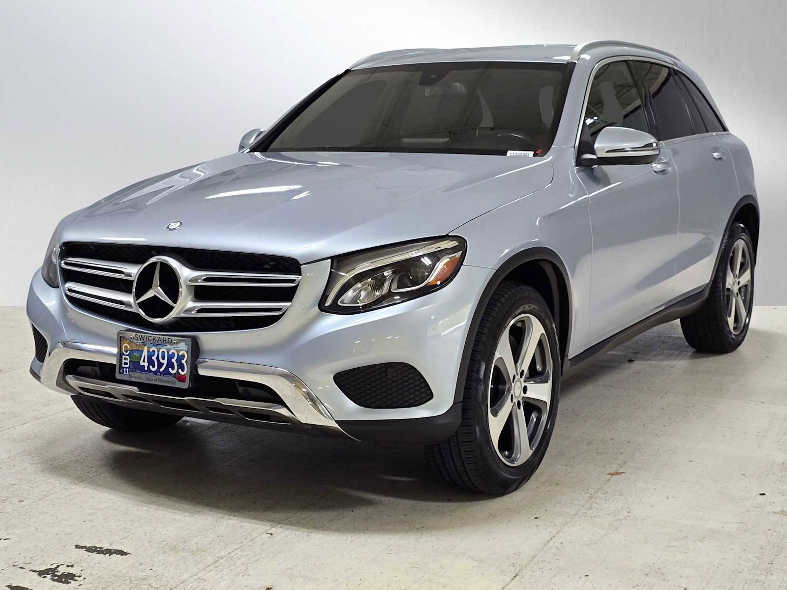 Used 2017 Mercedes-Benz GLC 300 4MATIC image 7