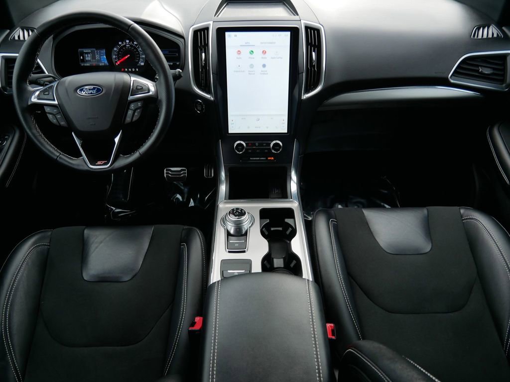 Certified 2023 Ford Edge ST image 13