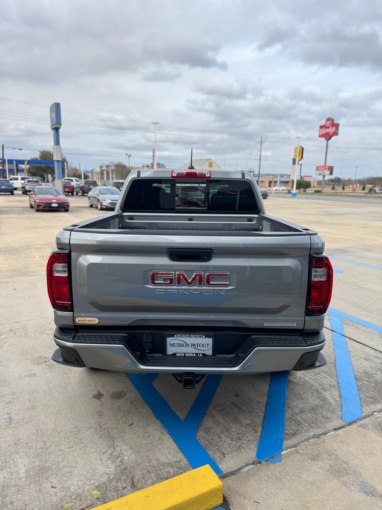 Used 2024 GMC Canyon Elevation w/ Elevation Premium Package image 5