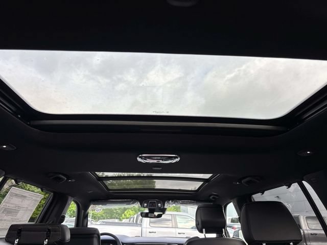 New 2026 Jeep Grand Wagoneer Limited AWD/4WD image 6