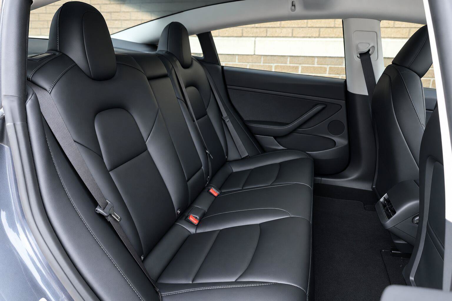 Used 2023 Tesla Model 3 Standard Range RWD image 23