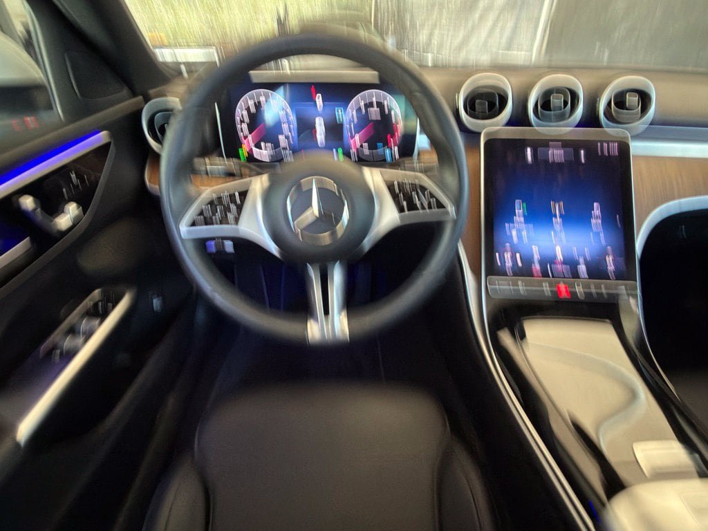 Used 2023 Mercedes-Benz C 300 Sedan image 15